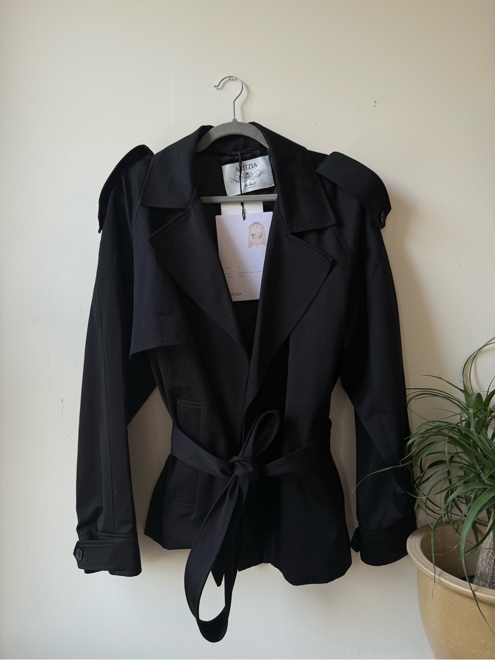 🆕 Aritzia ‘Davis’ Trench in black Noir open coat with trench belt bnwt